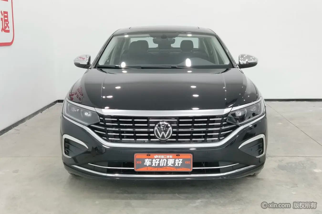 Volkswagen Passat 2023 г. 24213 км. — фото 2