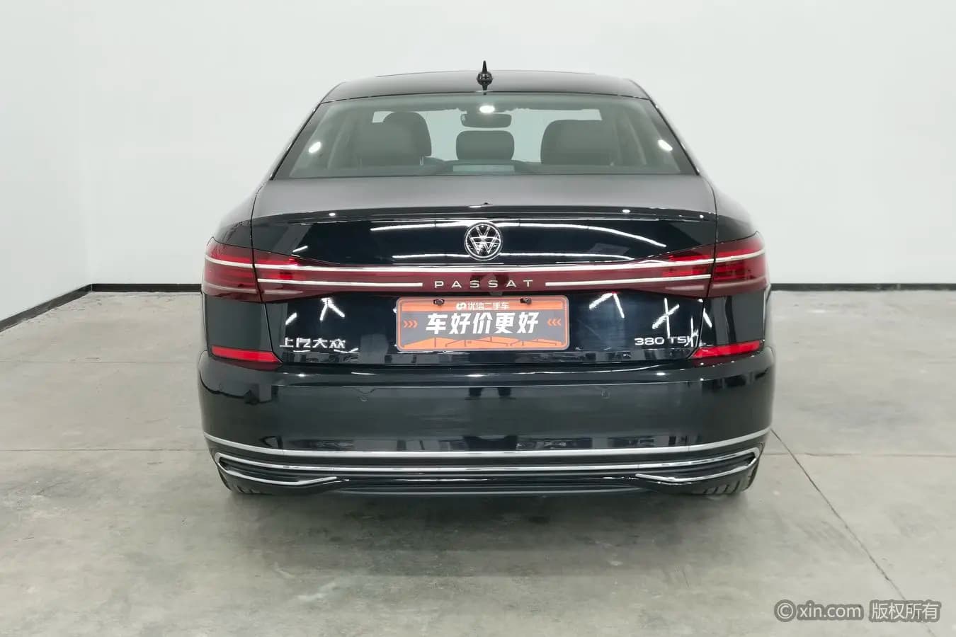 Volkswagen Passat 2023 г. 24213 км. — фото 3