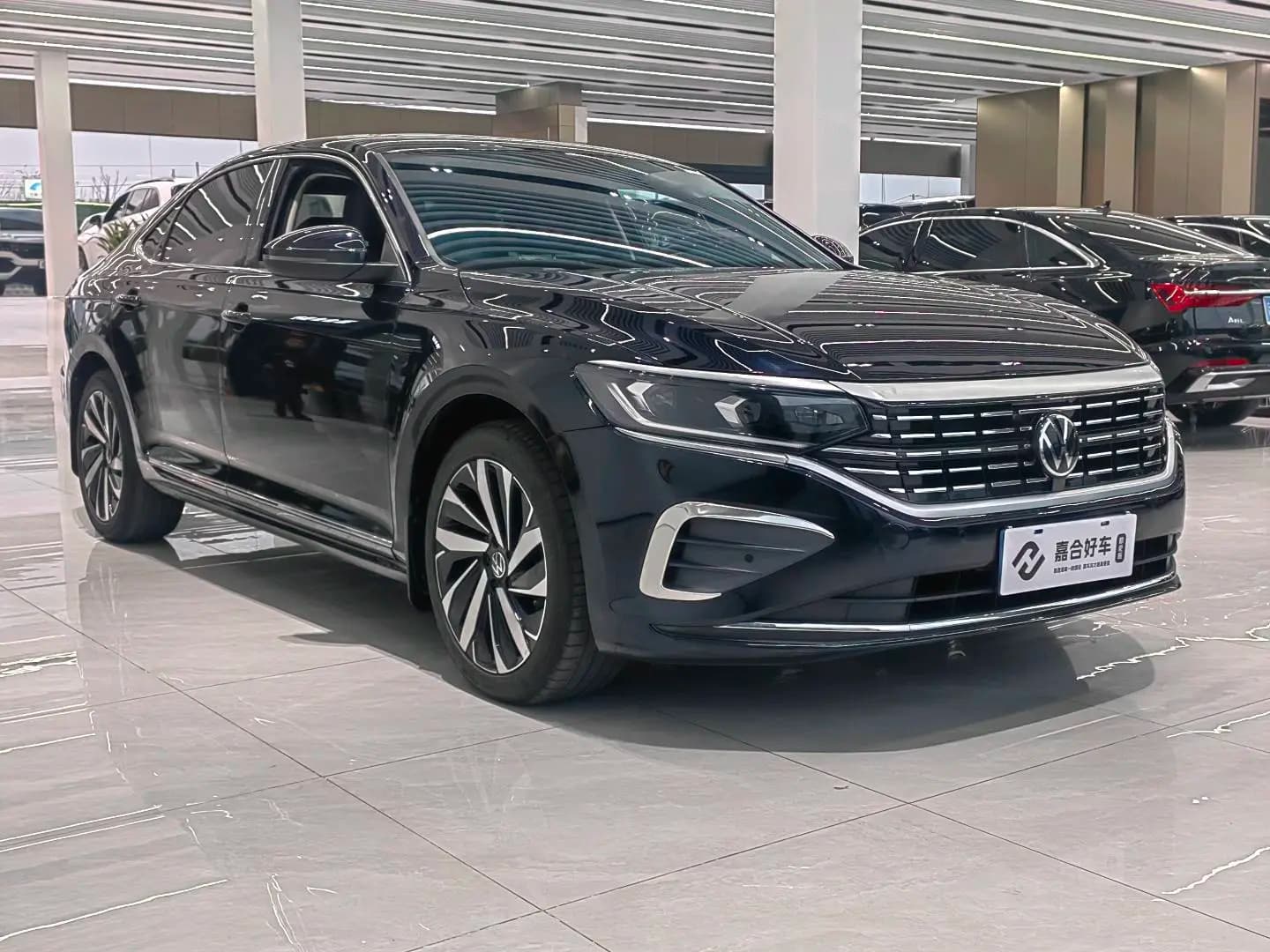 Volkswagen Passat 2024 г. 19118 км. — фото 3
