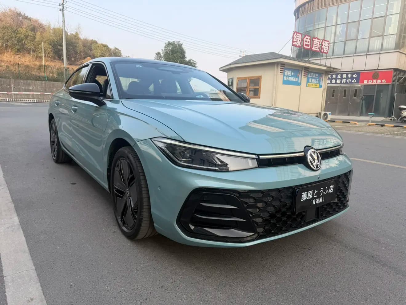 Volkswagen Passat 2024 г. 2321 км. — фото 3