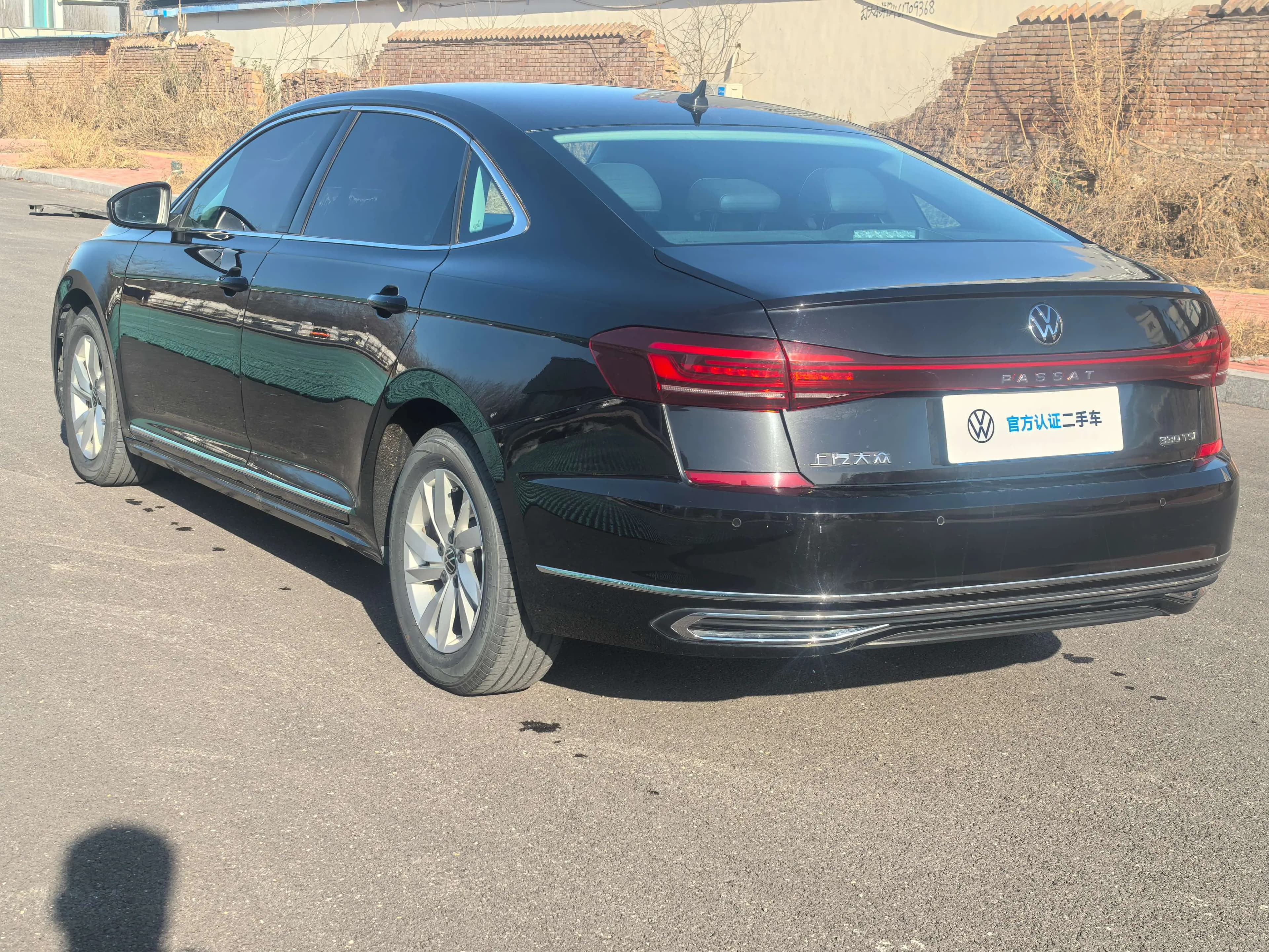 Volkswagen Passat 2023 г. 91122 км. — фото 3