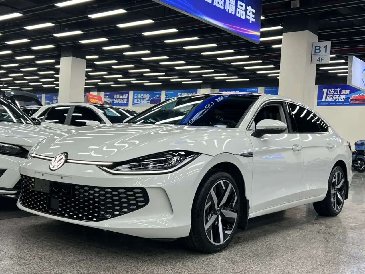 Volkswagen Lamando 2023 г. 26115 км.
