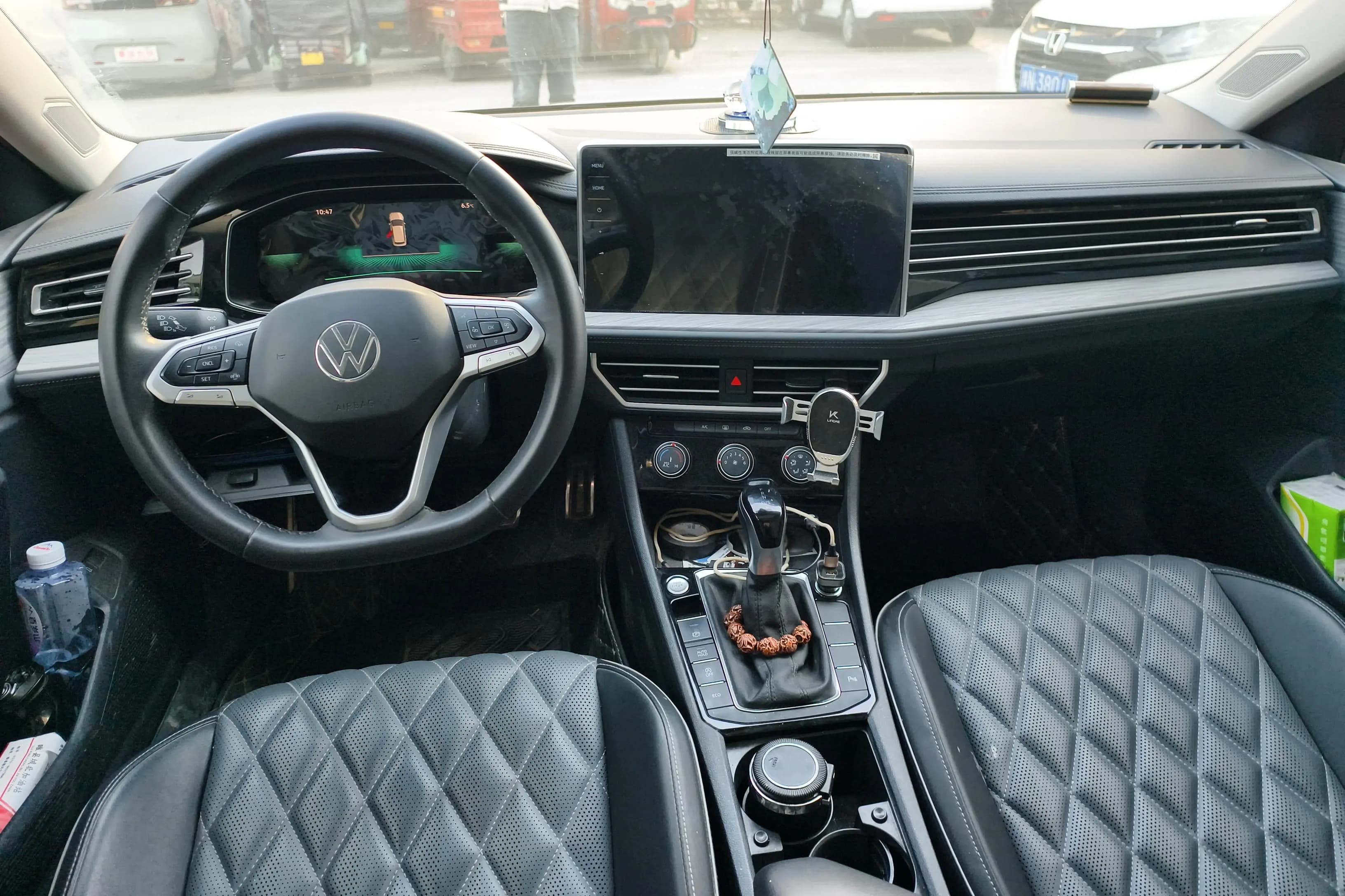 Volkswagen Sagitar 2023 г. 27426 км. — фото 11