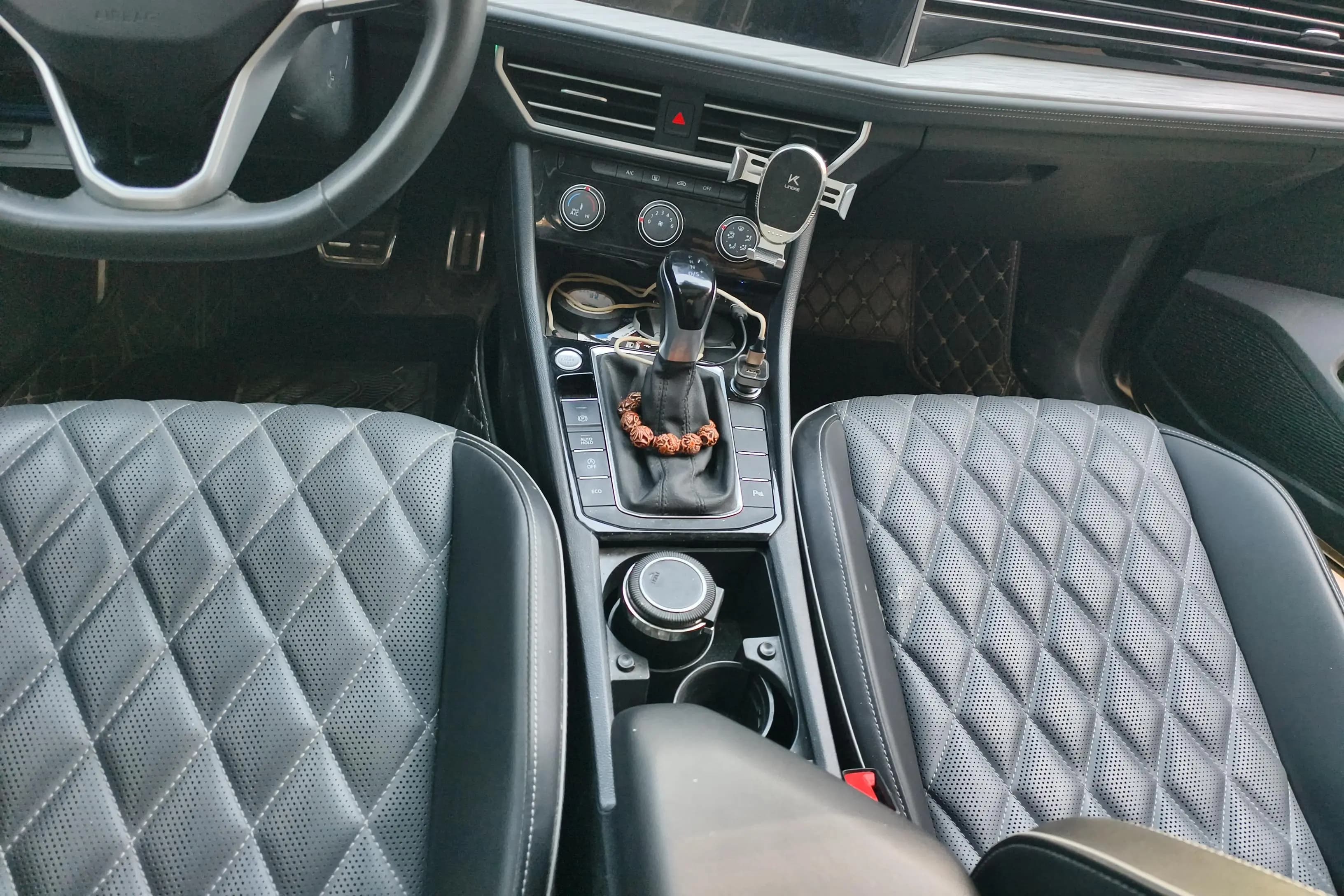 Volkswagen Sagitar 2023 г. 27426 км. — фото 13
