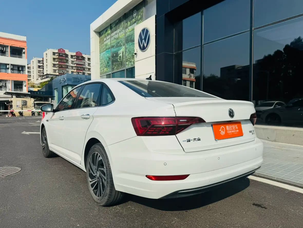 Volkswagen Sagitar 2022 г. 47127 км. — фото 4