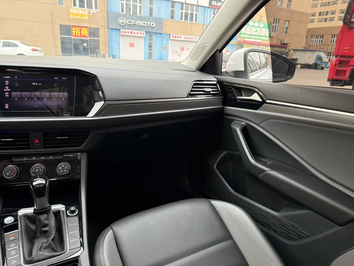 Volkswagen Sagitar 2022 г. 24074 км. — фото 5