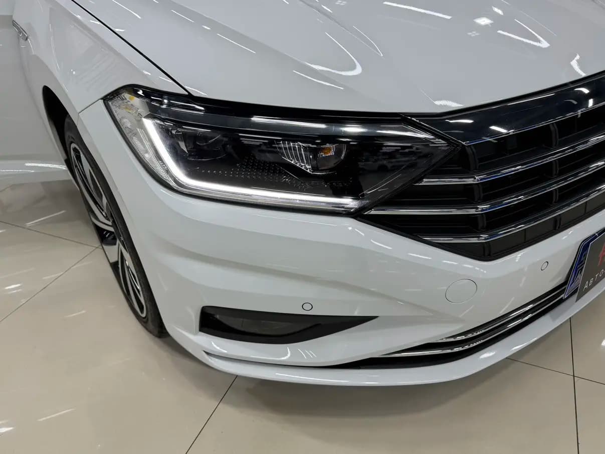 Volkswagen Sagitar 2022 г. 47130 км. — фото 8