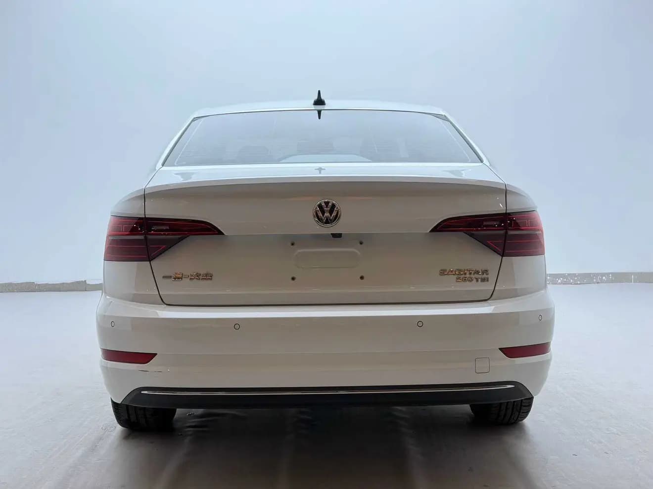 Volkswagen Sagitar 2021 г. 43109 км. — фото 4