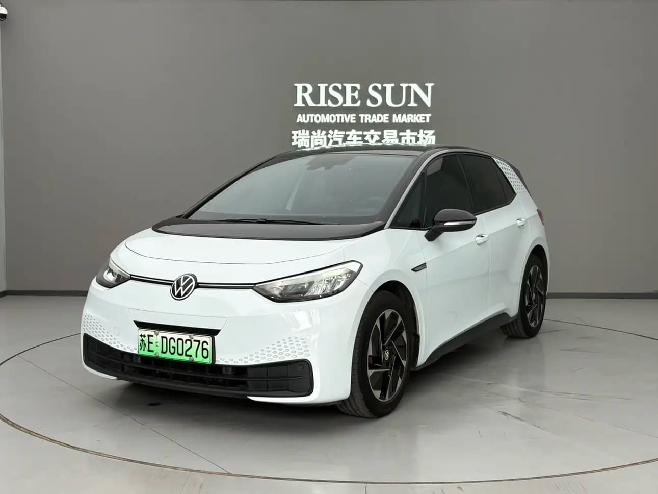 Volkswagen ID.3 2022 г. 30000 км.