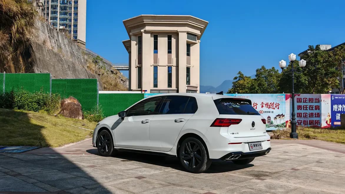 Volkswagen Golf 2021 г. 48106 км. — фото 4