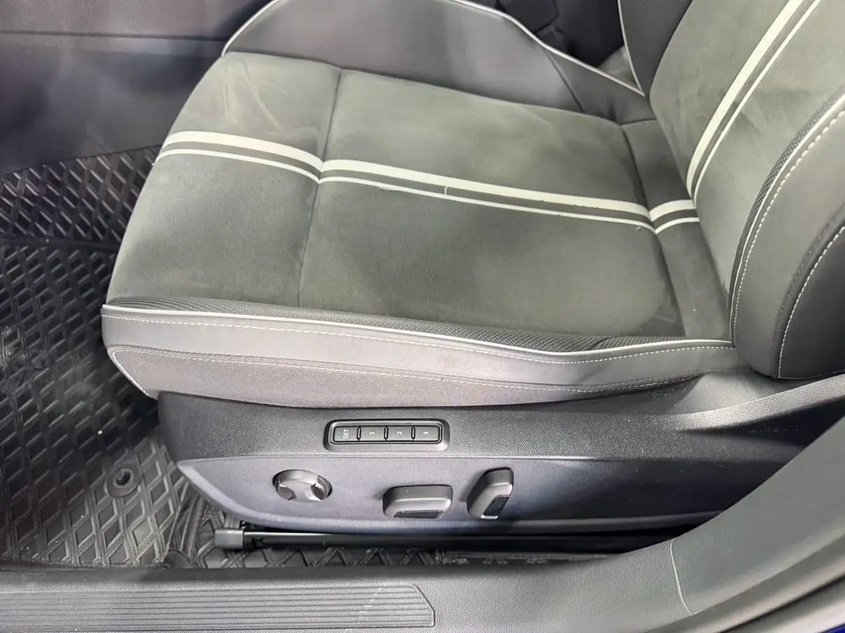 Volkswagen Golf 2022 г. 53093 км. — фото 11