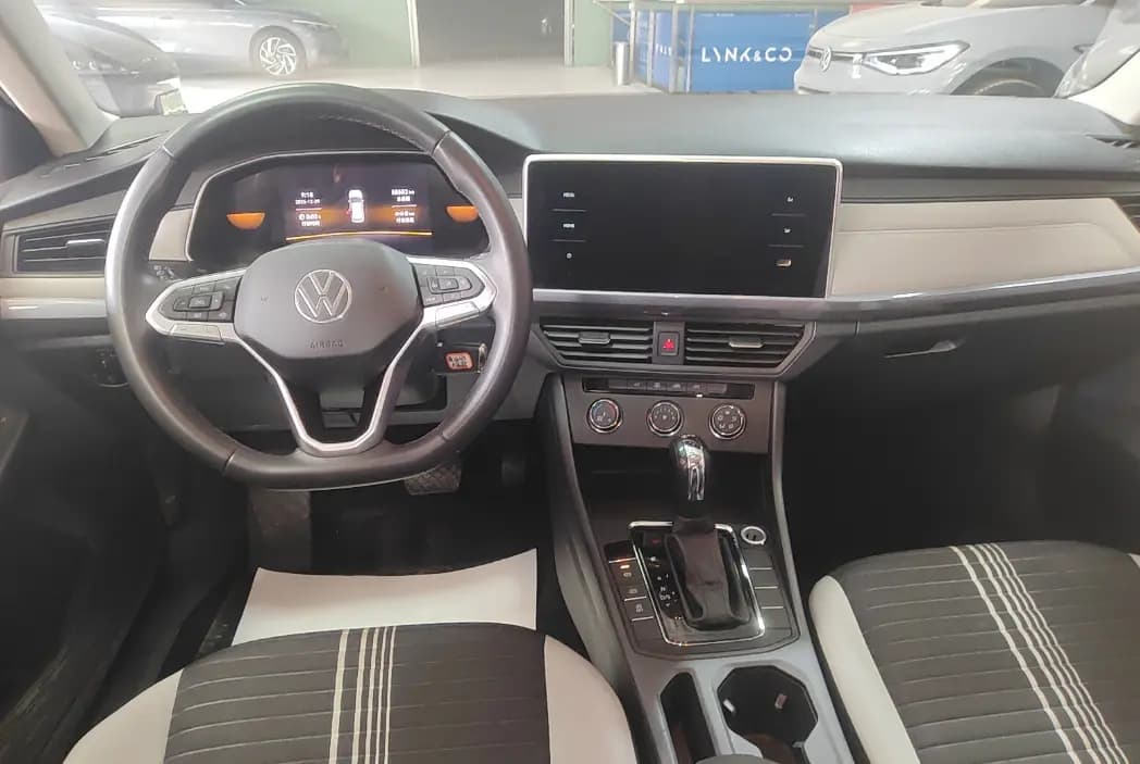 Volkswagen Bora 2023 г. 100023 км. — фото 4