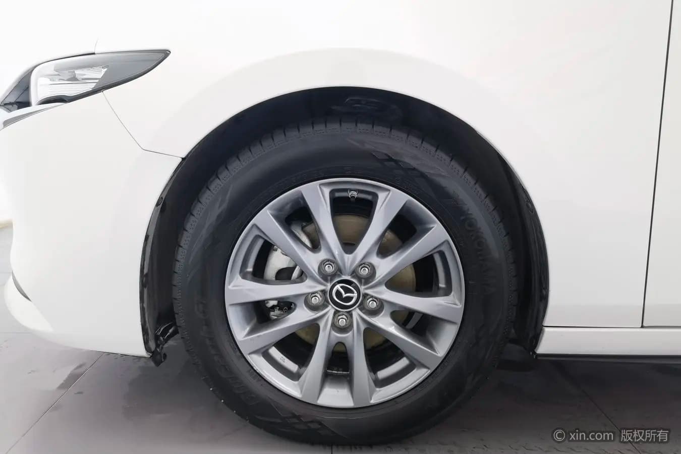 Mazda Axela 2023 г. 35312 км. — фото 10