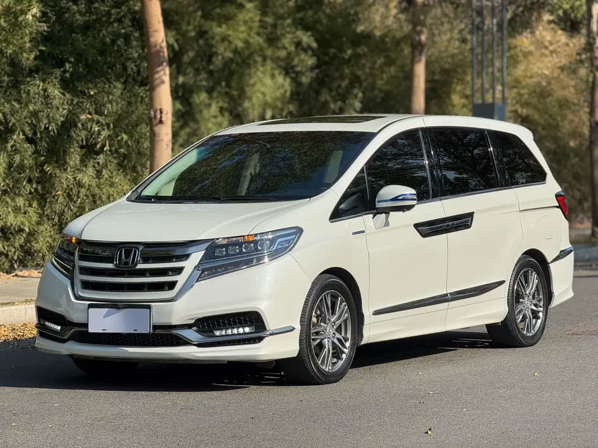 Honda Elysion 2021 г. 78085 км.
