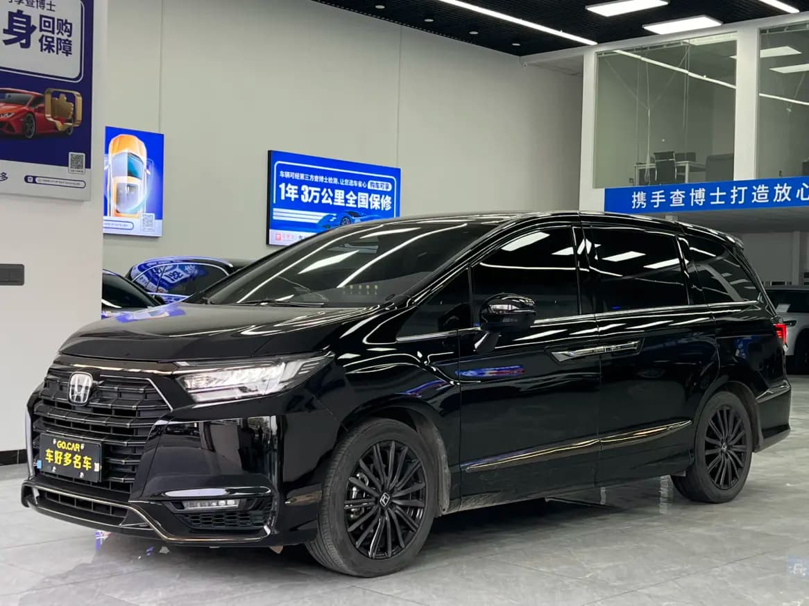 Honda Elysion 2024 г. 24087 км.