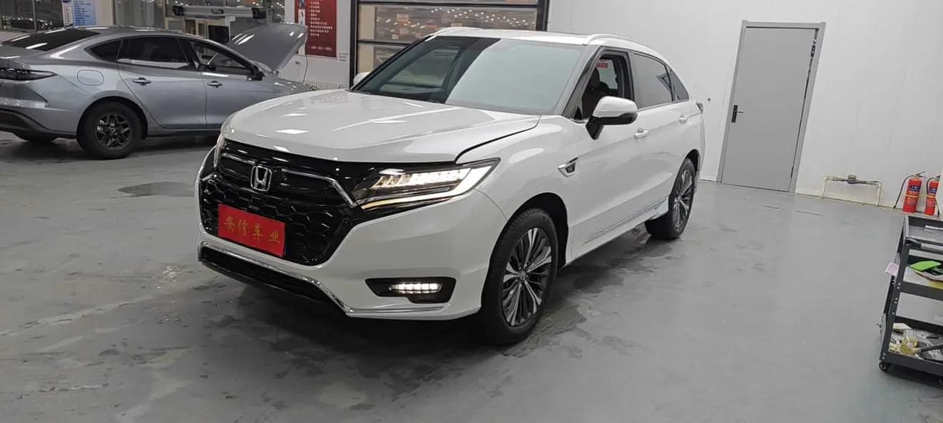 Honda UR-V 2023 г. 35725 км.