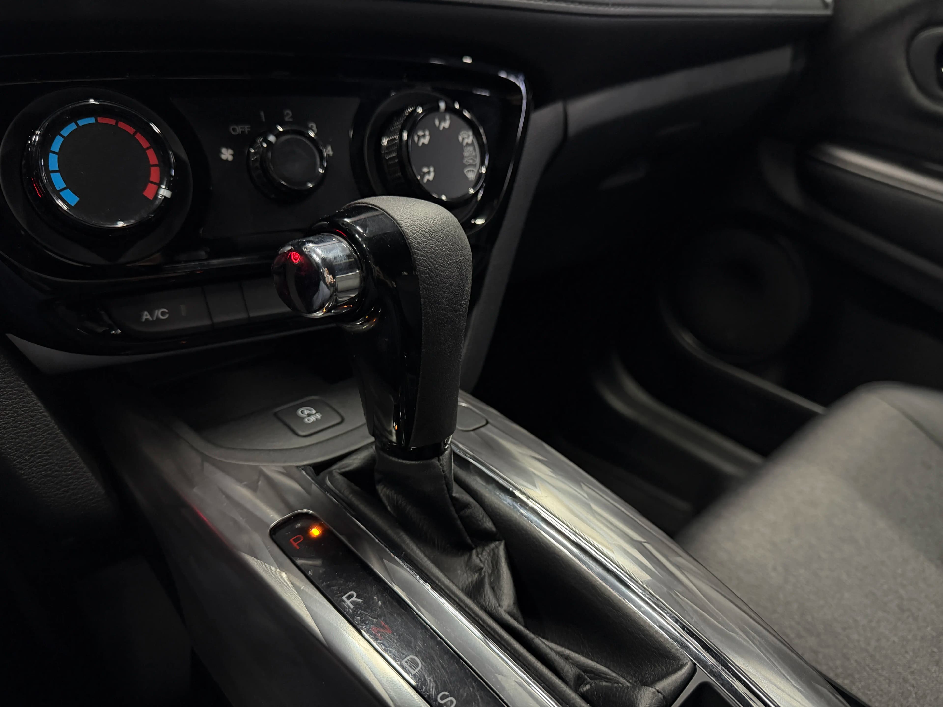 Honda WR-V 2021 г. 40010 км. — фото 12