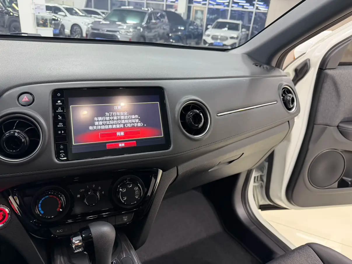 Honda WR-V 2022 г. 36008 км. — фото 12