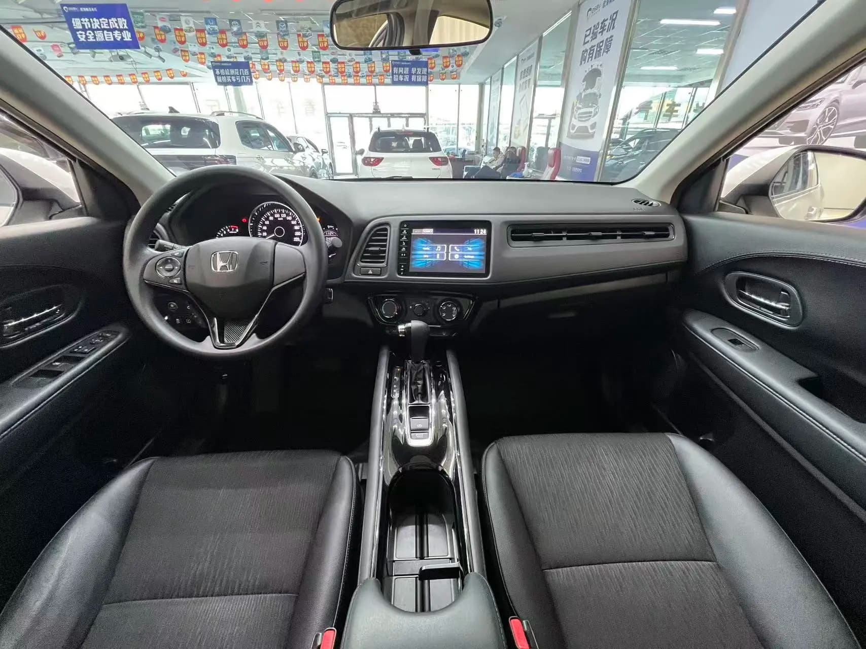 Honda Vezel 2022 г. 44084 км. — фото 14
