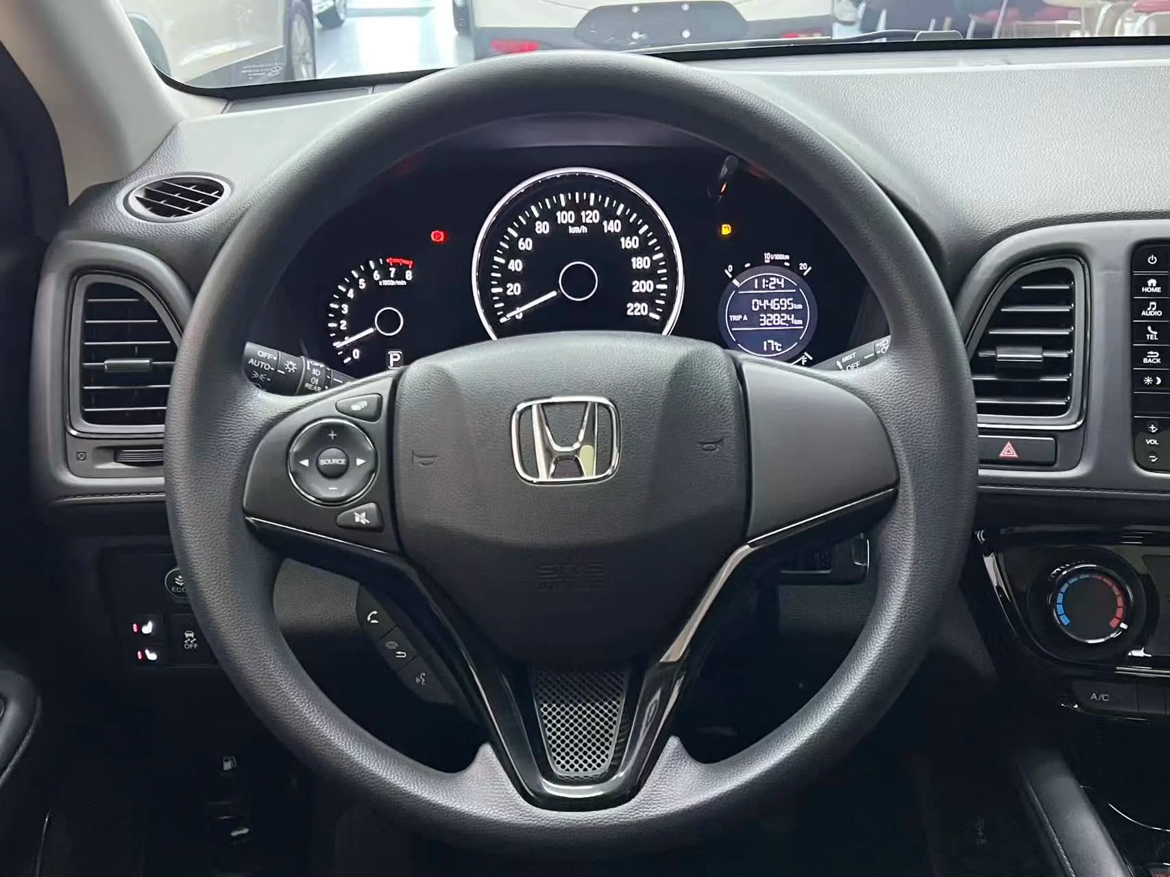 Honda Vezel 2022 г. 44084 км. — фото 17
