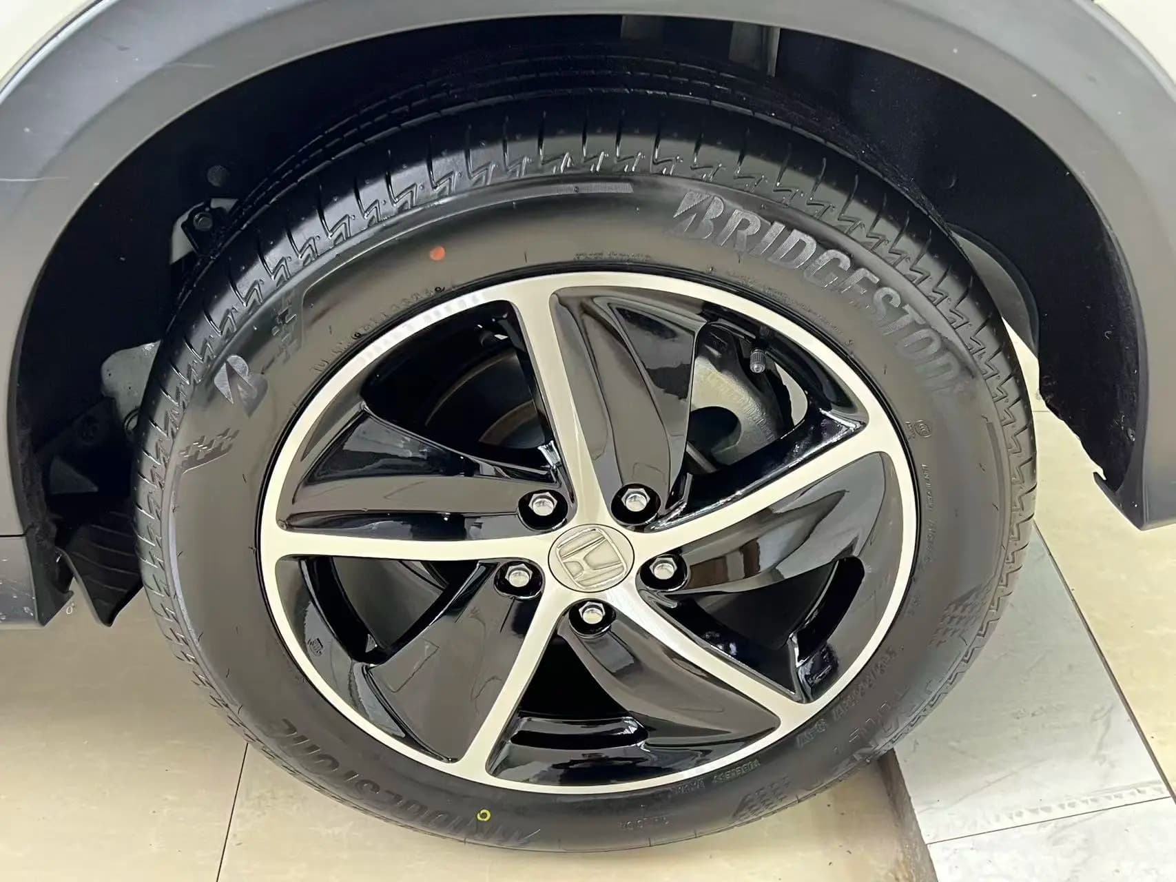 Honda Vezel 2022 г. 44084 км. — фото 8