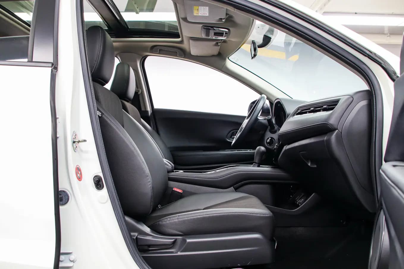 Honda Vezel 2022 г. 40085 км. — фото 16