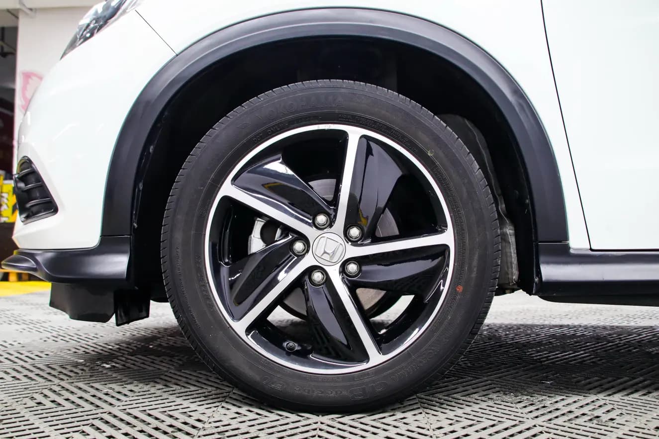 Honda Vezel 2022 г. 40085 км. — фото 4