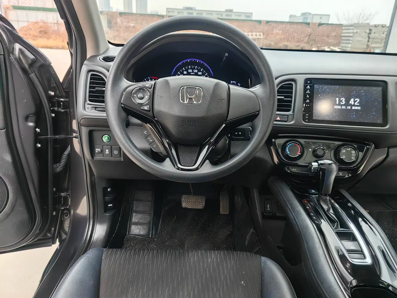 Honda Vezel 2022 г. 36086 км. — фото 12