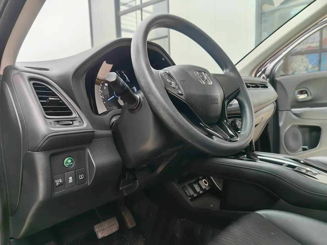 Honda Vezel 2022 г. 36086 км. — фото 13