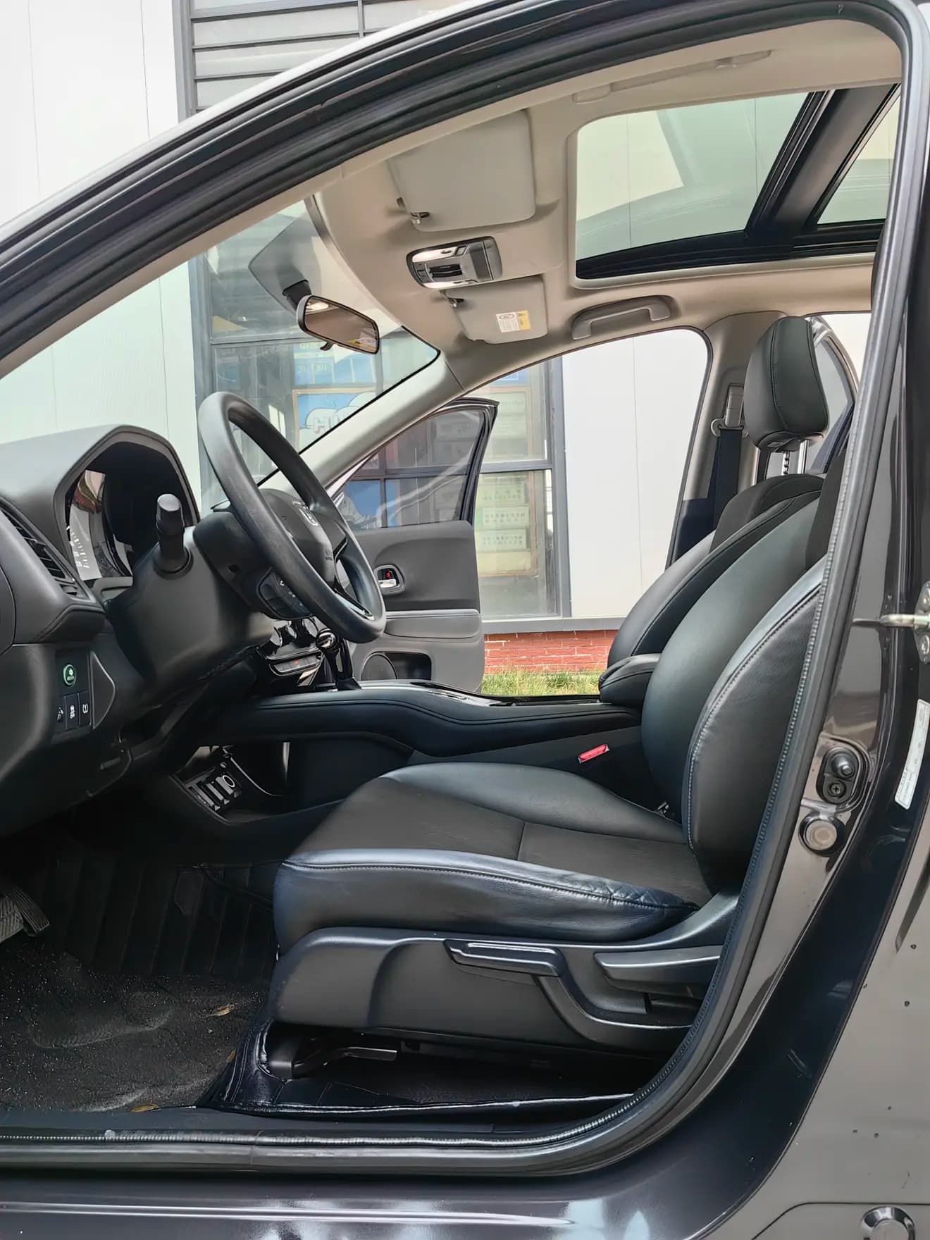 Honda Vezel 2022 г. 36086 км. — фото 16