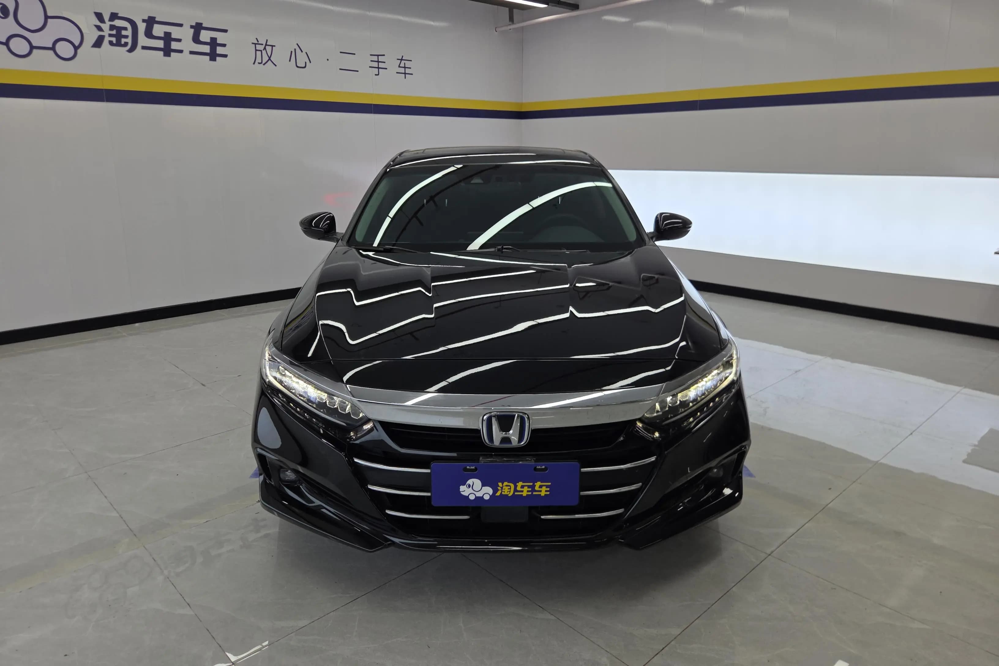 Honda Accord 2023 г. 34815 км. — фото 2