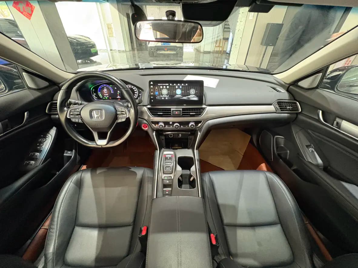 Honda Accord 2023 г. 90022 км. — фото 12