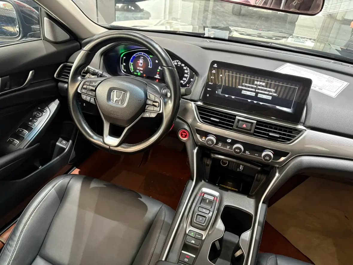 Honda Accord 2023 г. 90022 км. — фото 20