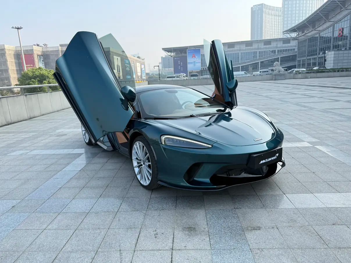 McLaren GT 2023 г. 11910 км. — фото 15