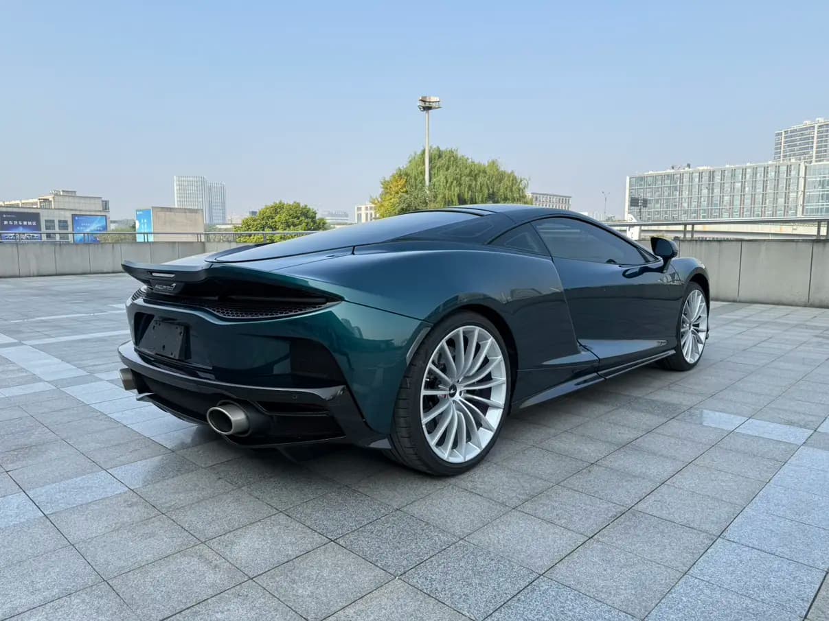 McLaren GT 2023 г. 11910 км. — фото 7