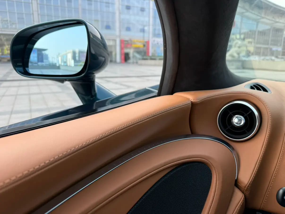 McLaren GT 2023 г. 11910 км. — фото 9