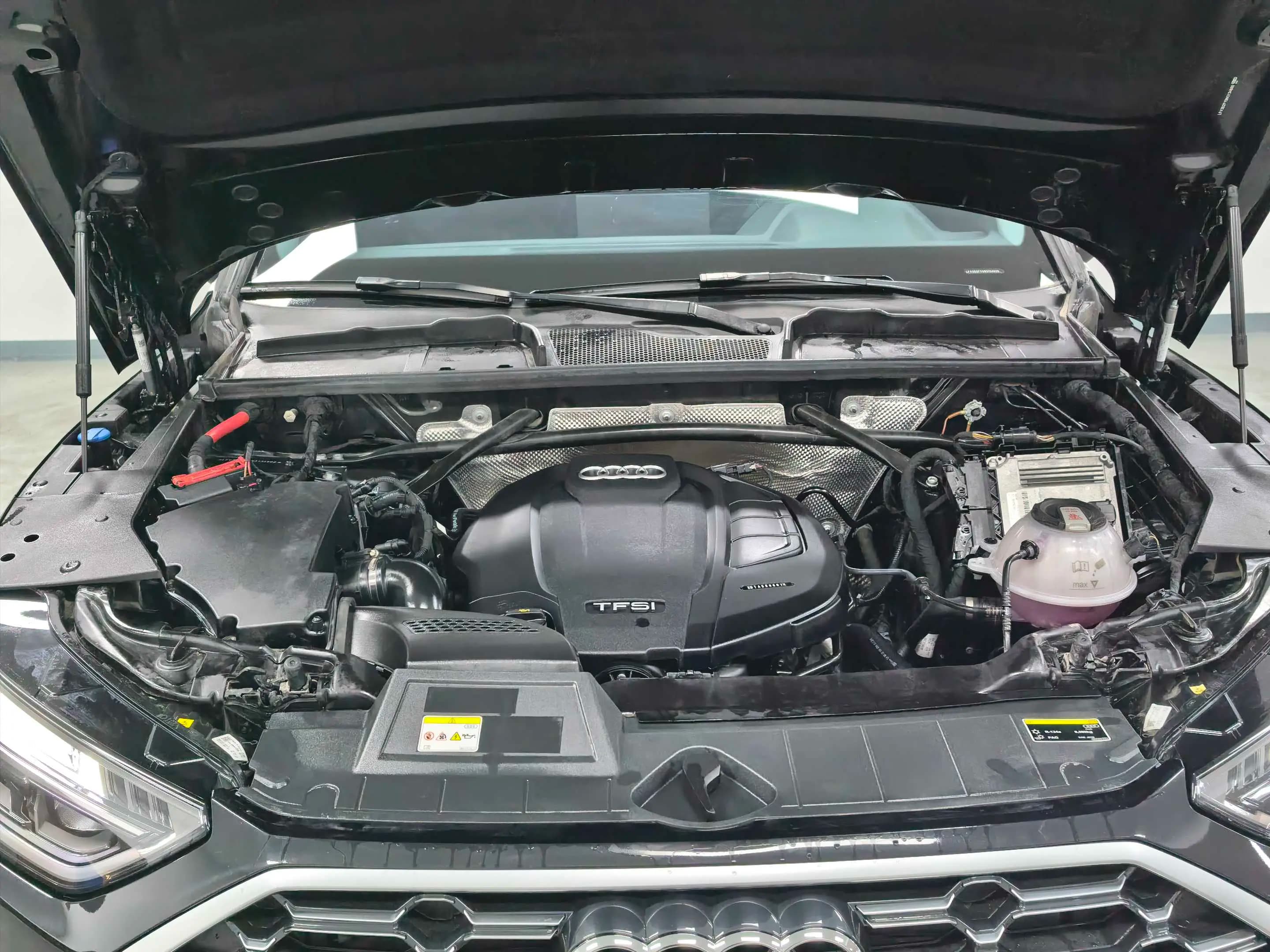 Audi Q5L 2023 г. 13078 км. — фото 9