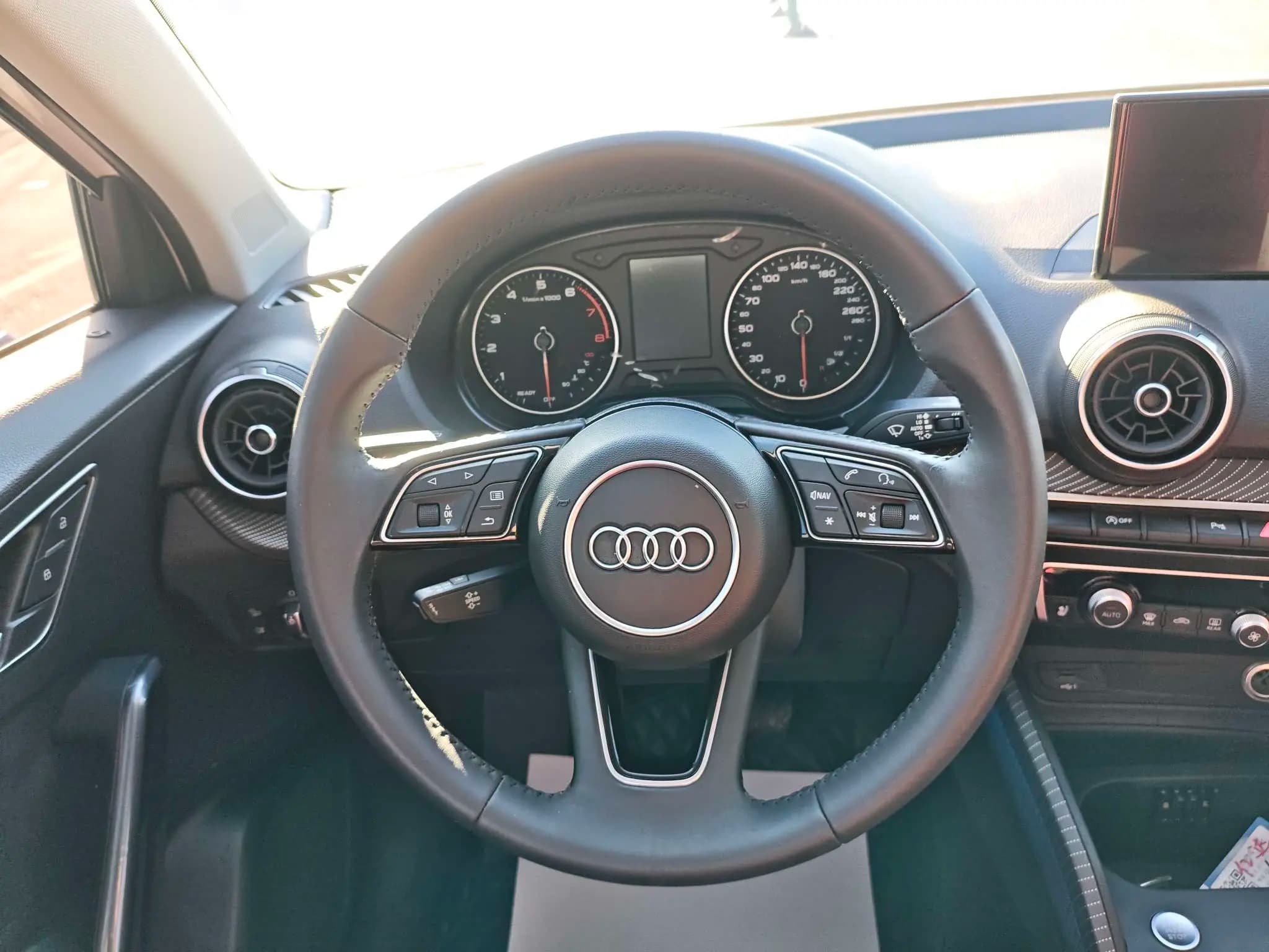 Audi Q2L 2021 г. 45025 км. — фото 14