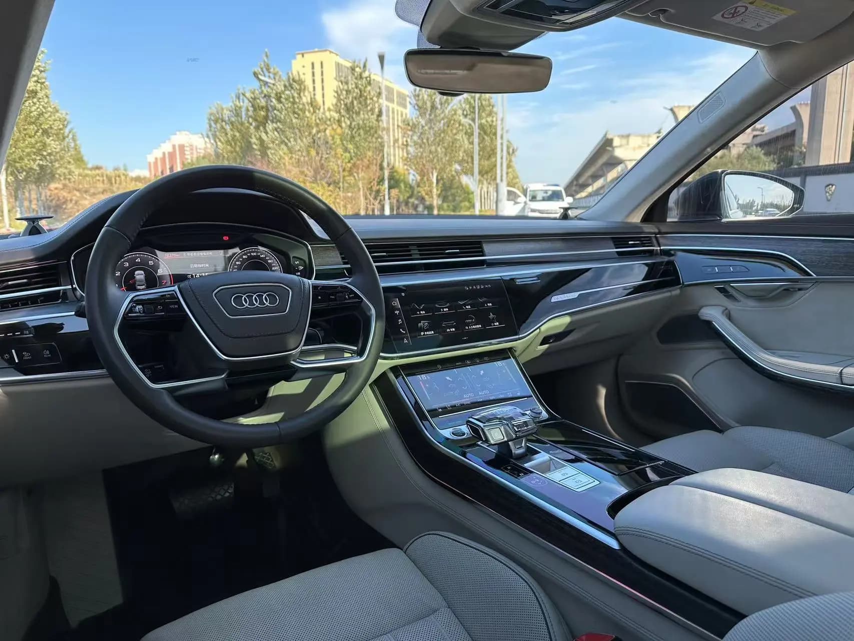 Audi A8 2023 г. 42025 км. — фото 13