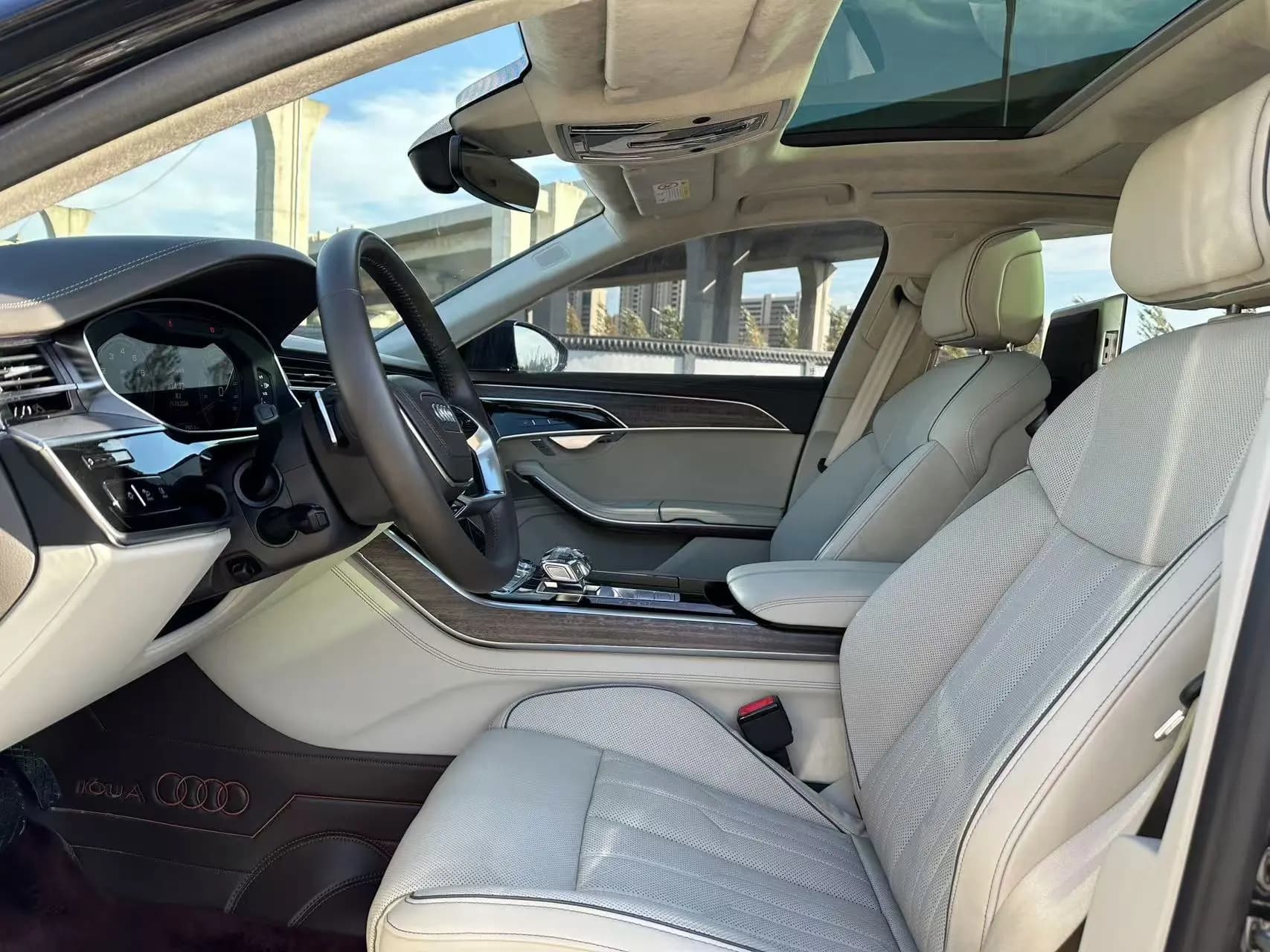 Audi A8 2023 г. 42025 км. — фото 14
