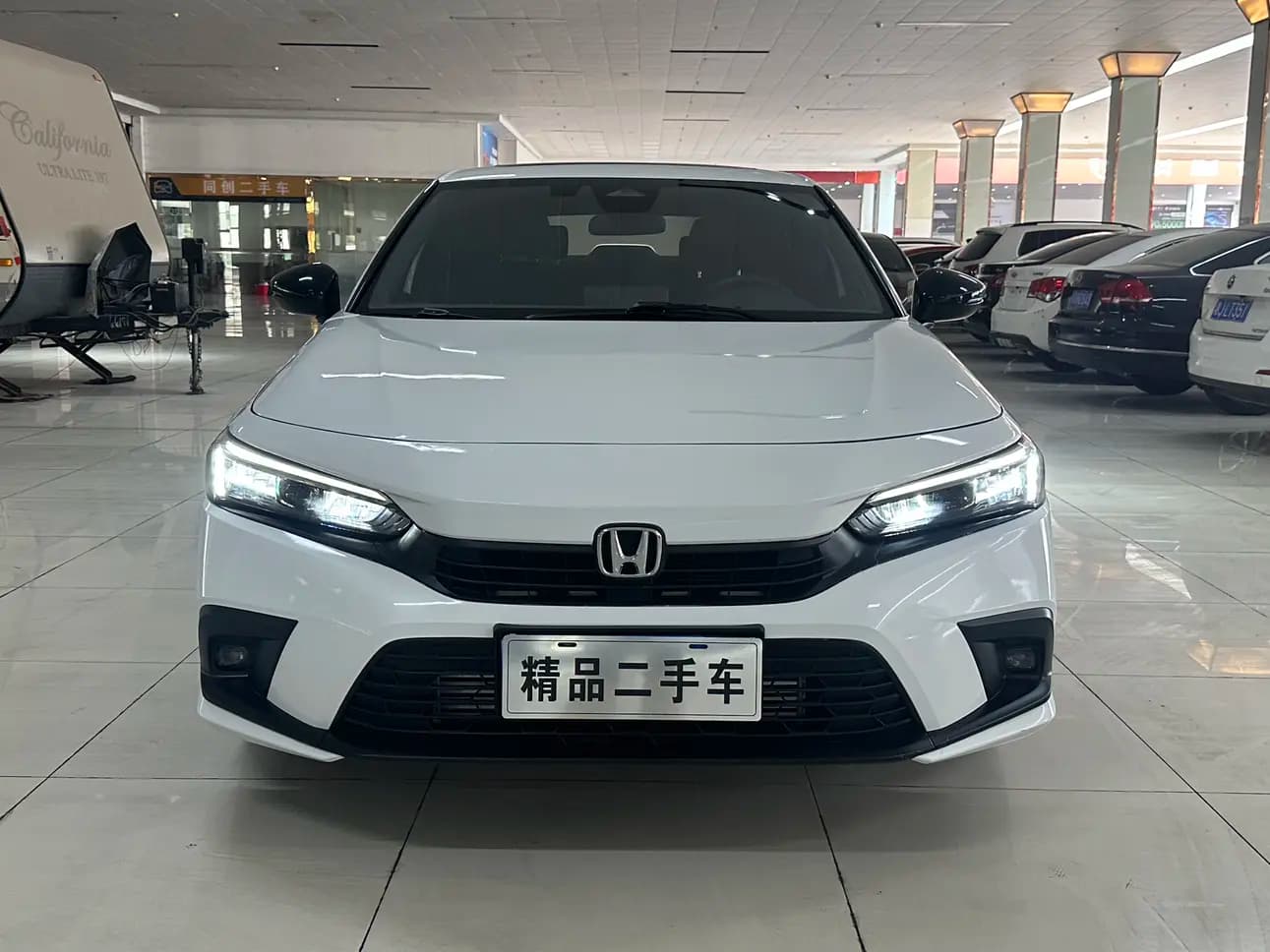 Honda Civic 2023 г. 26459 км. — фото 2