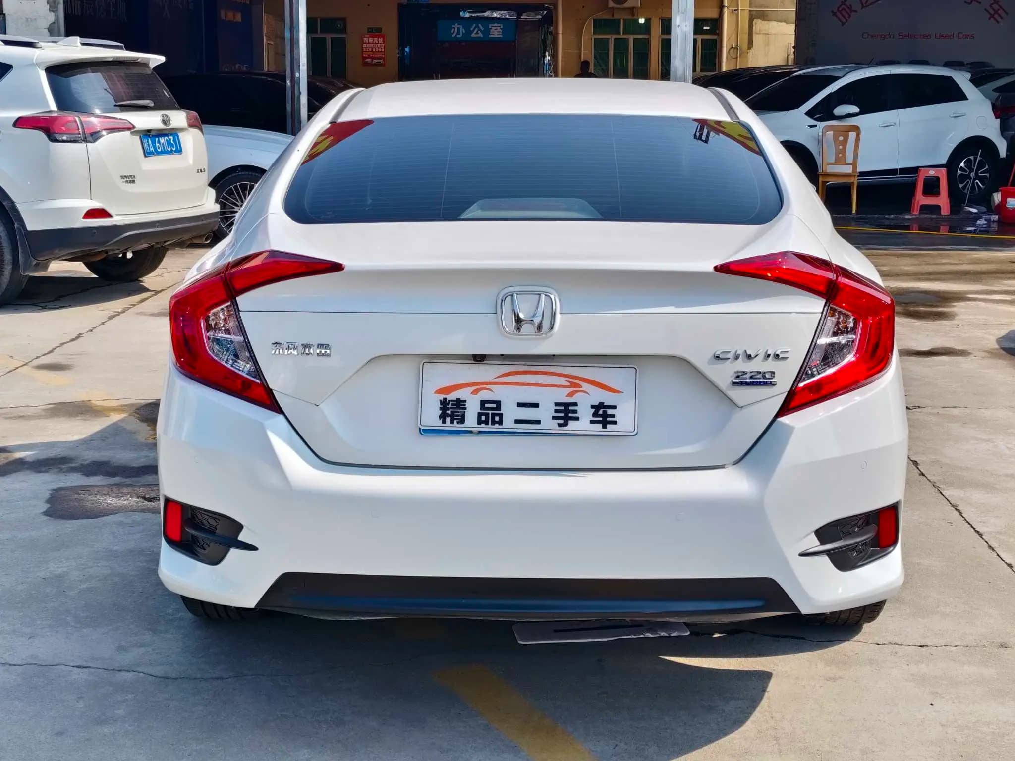 Honda Civic 2021 г. 70060 км. — фото 2