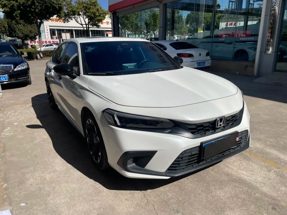 Honda Civic 2023 г. 27069 км. — фото 3