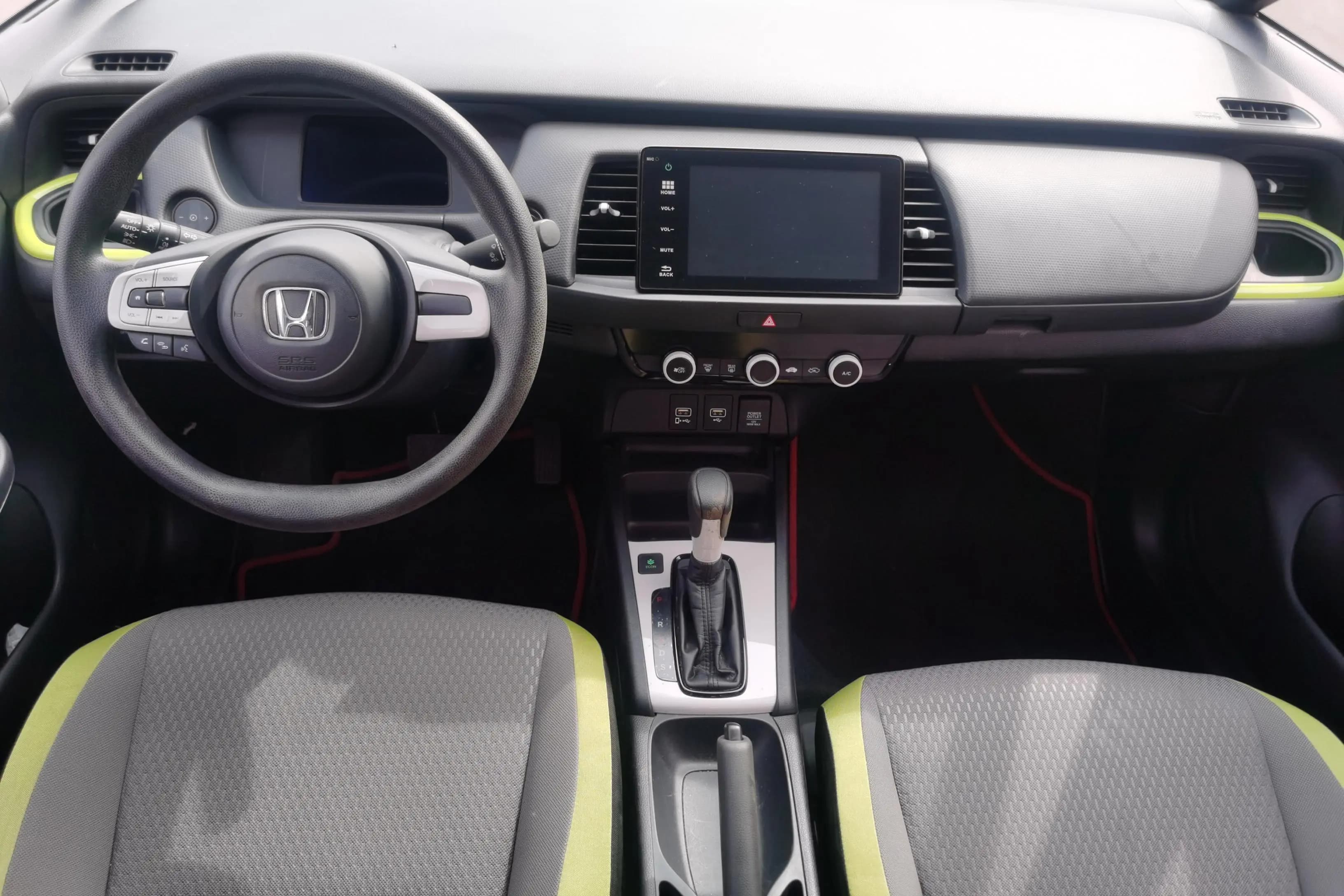 Honda Fit 2021 г. 18430 км. — фото 7