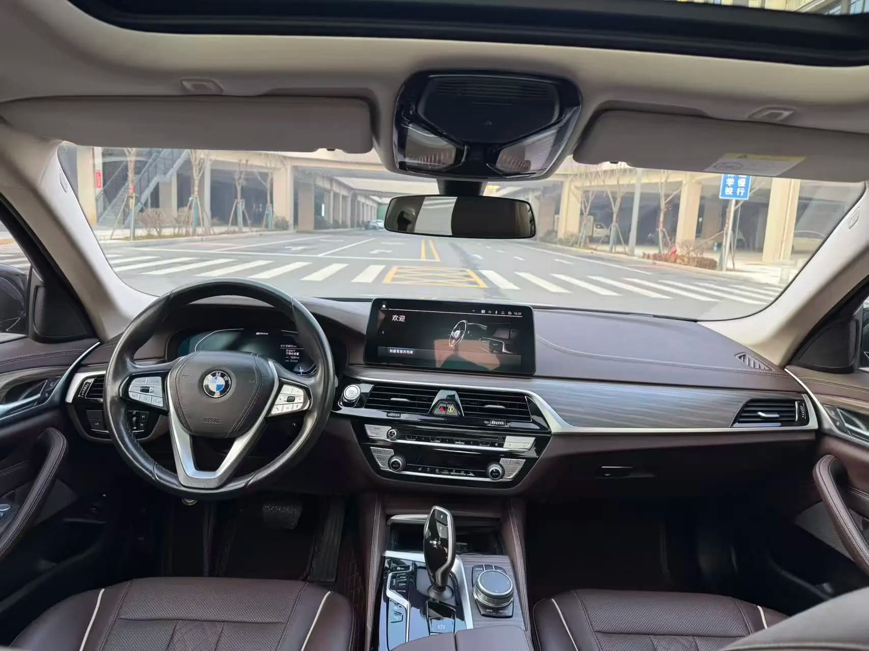 BMW 5 Series PHEV 2021 г. 51039 км. — фото 4