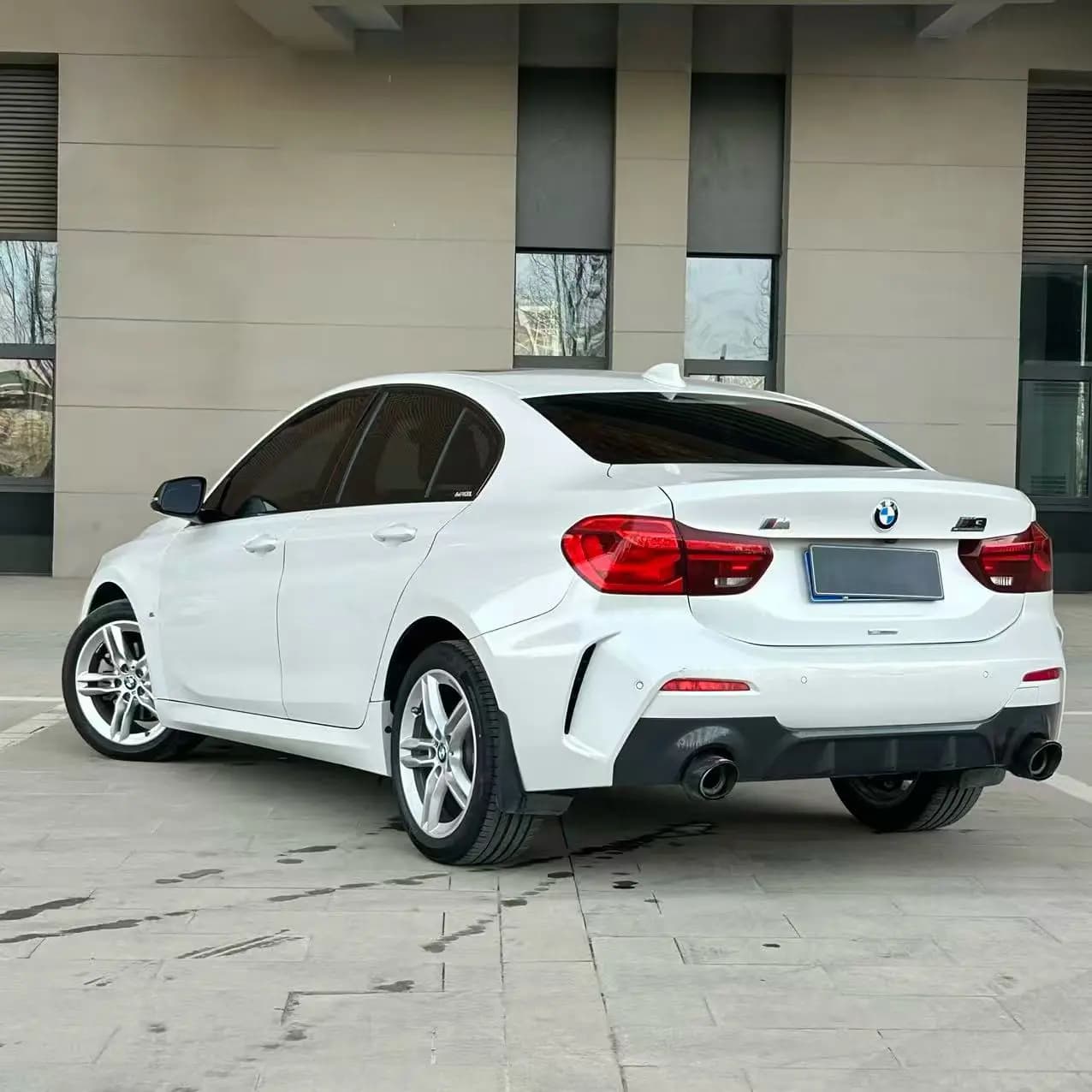 BMW 1 Series 2023 г. 28102 км. — фото 4