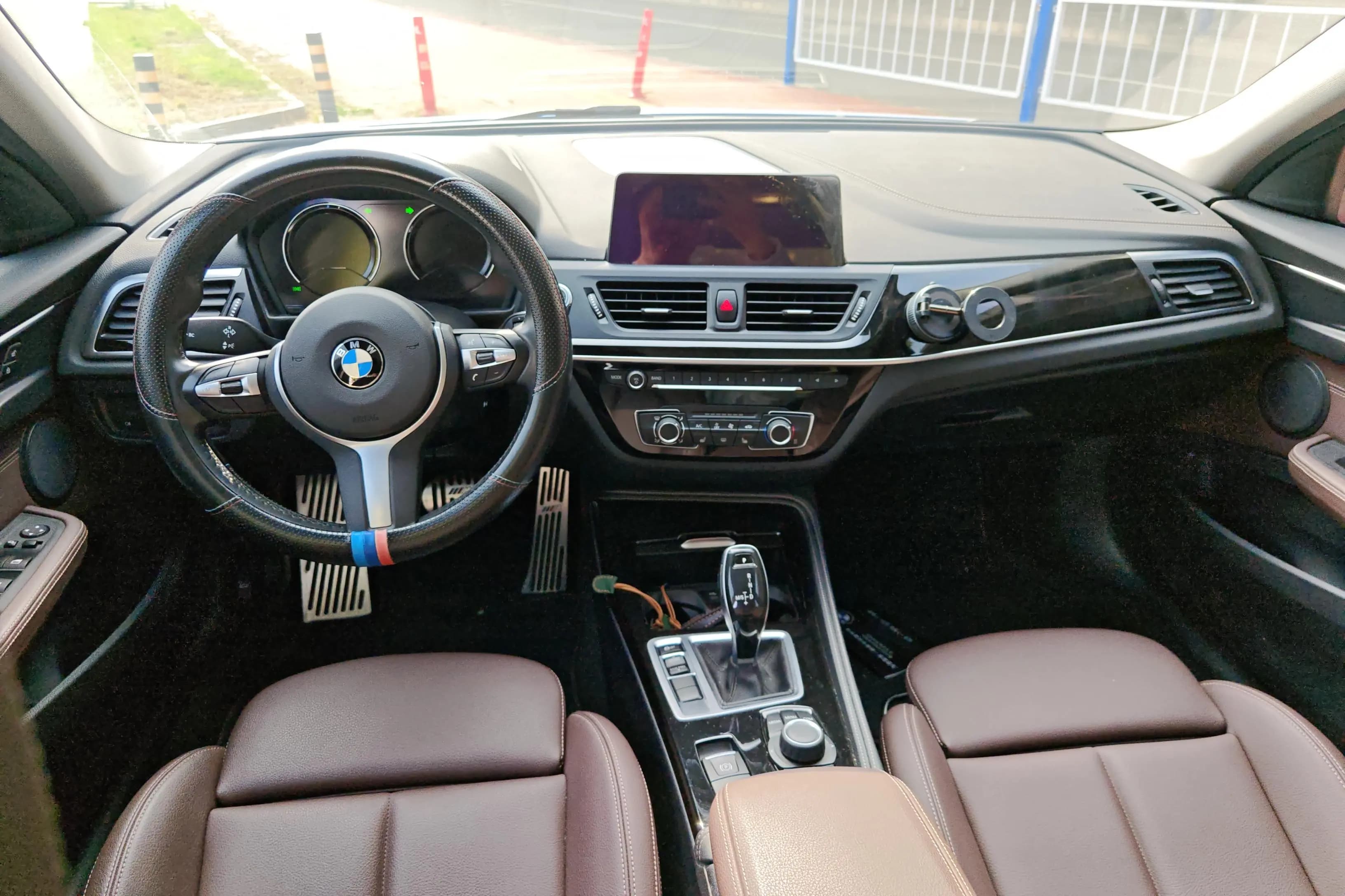 BMW 1 Series 2021 г. 45704 км. — фото 11