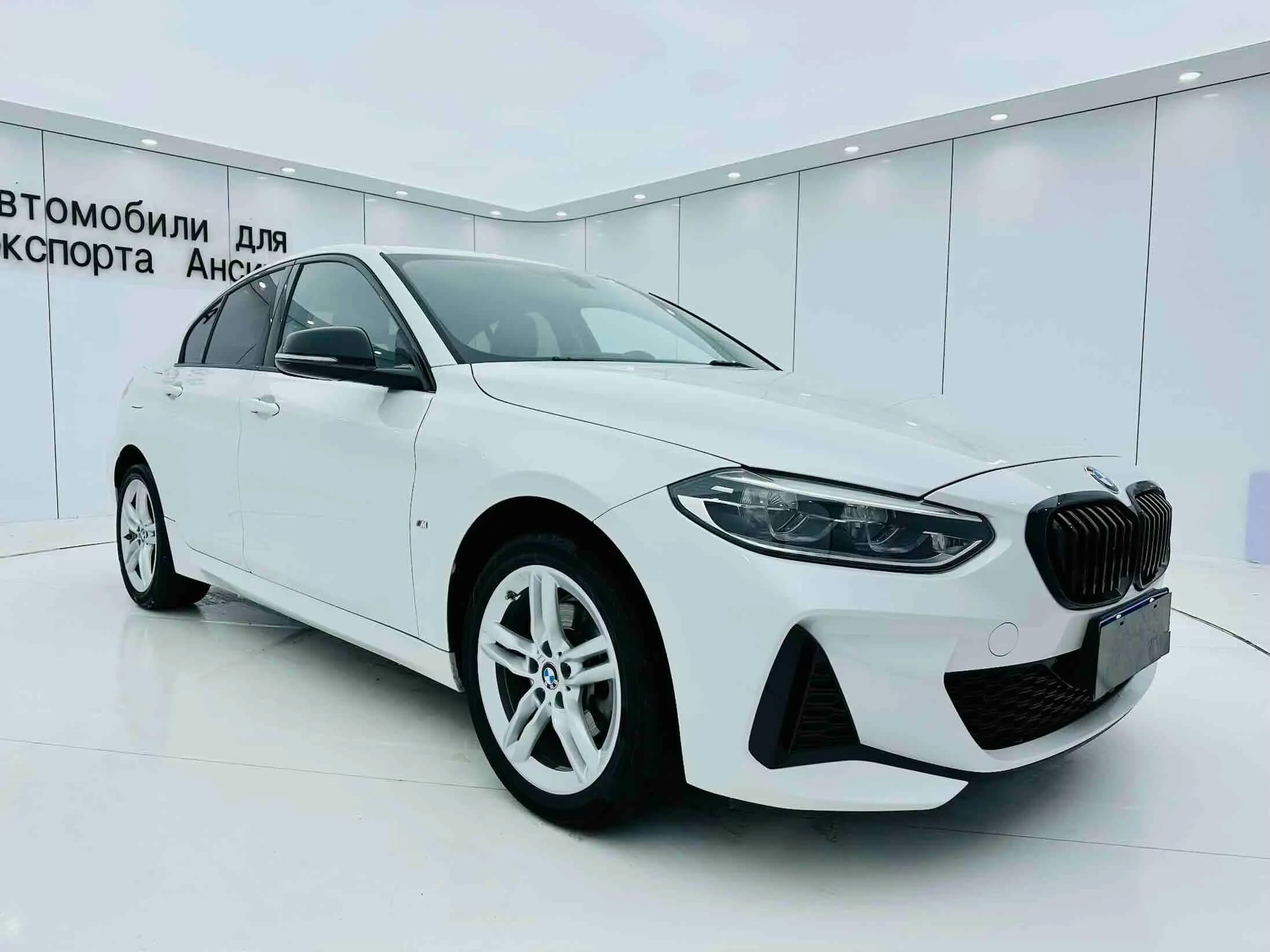 BMW 1 Series 2021 г. 56000 км. — фото 3