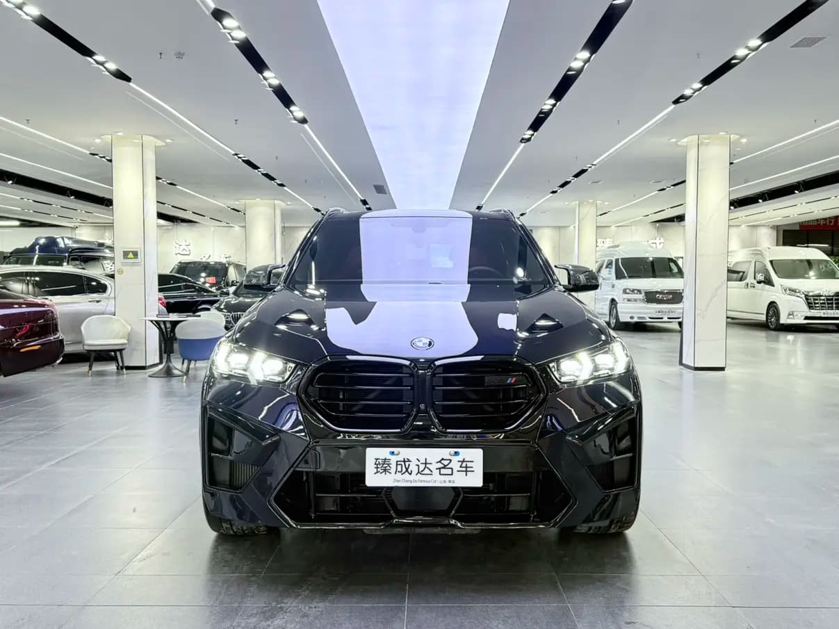 BMW X5M 2021 г. 82048 км. — фото 2