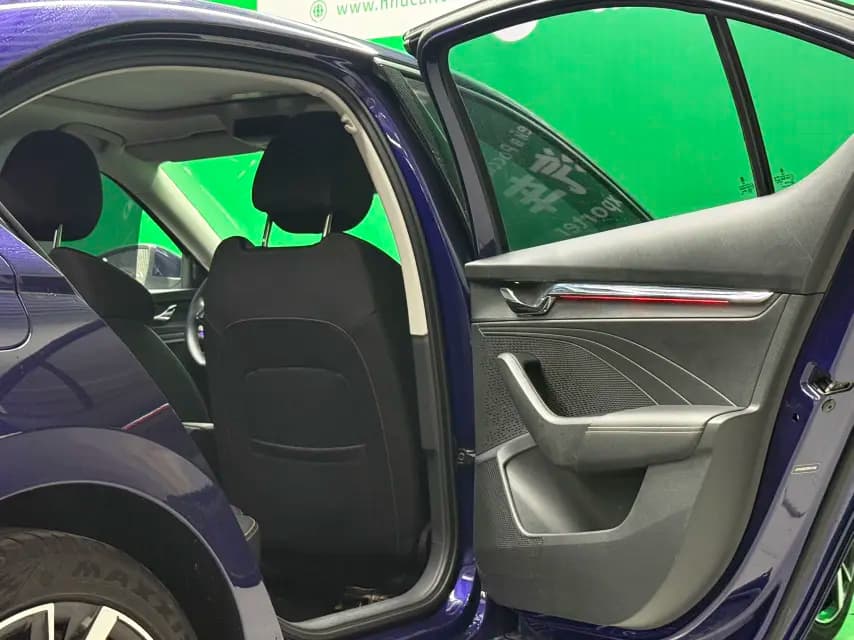 Skoda Octavia 2022 г. 43073 км. — фото 14